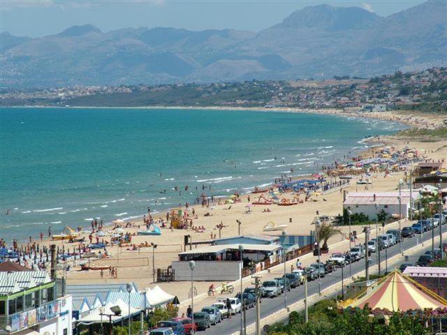 קאסטלמארה דל גולפו Case Vacanze Nonna Nick מראה חיצוני תמונה